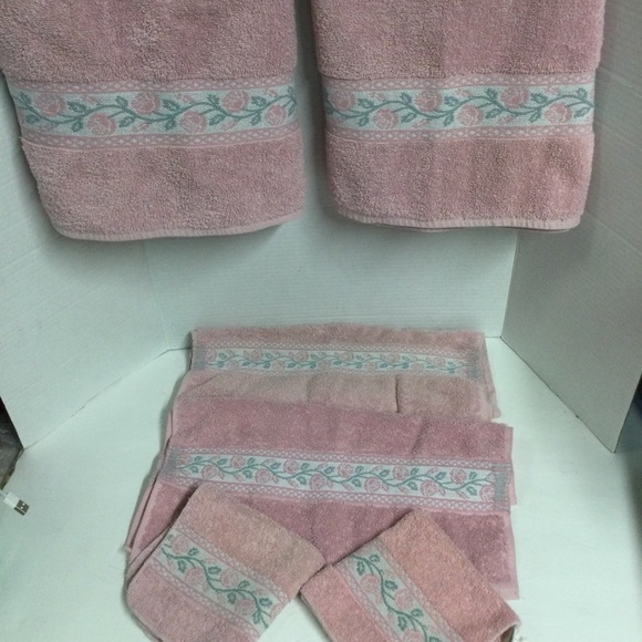 Fieldcrest Vintage 1990’s Pink Floral Strip Towel 6pc Set - Picture 3 of 13